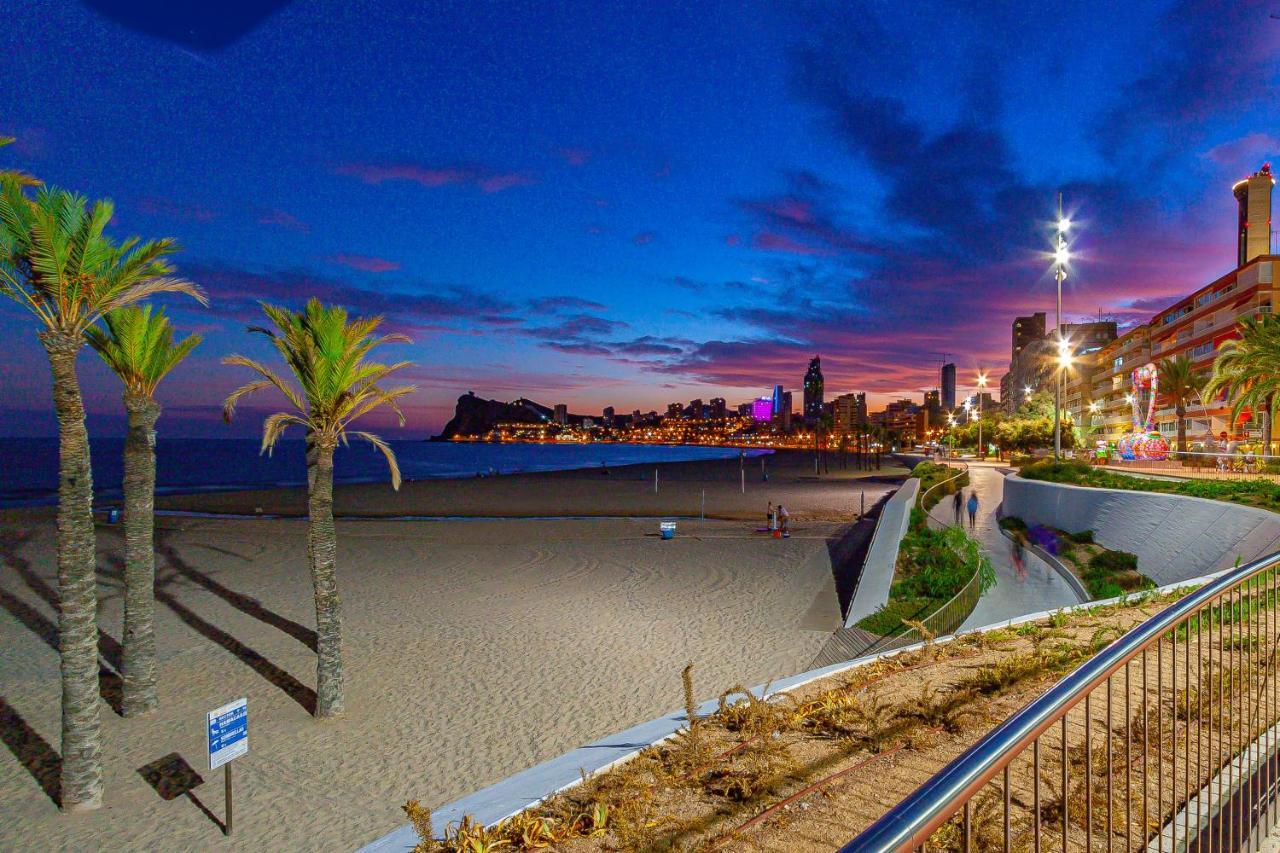 Sunset Waves Sea View Apartments Benidorm Exterior foto