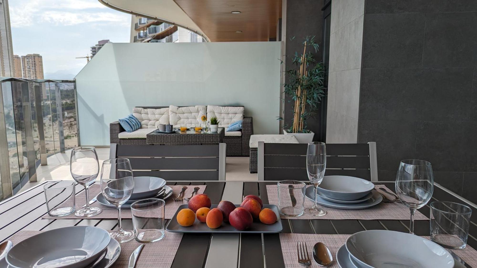 Sunset Waves Sea View Apartments Benidorm Exterior foto